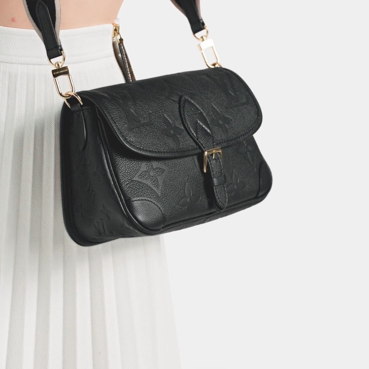 Louis Vuitton M46386 Diane Black - Image 10